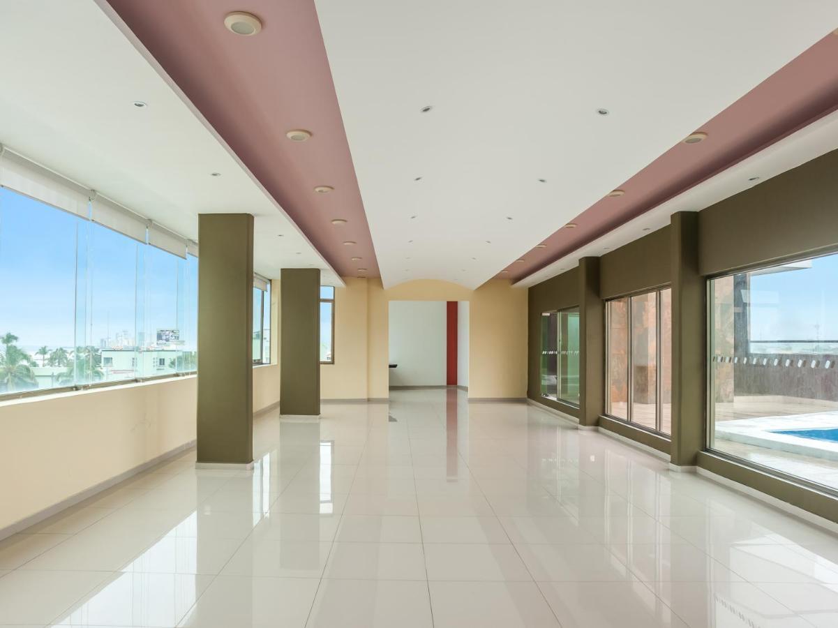 Veracruz Suites Hotel